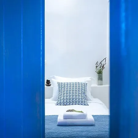 Caldera Houses - The Pool House